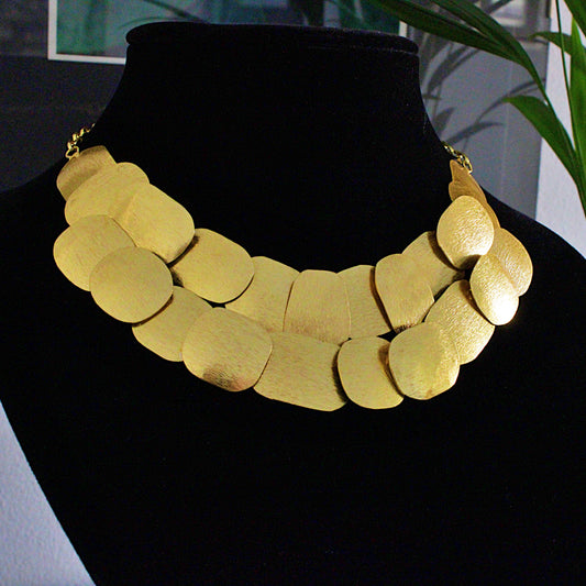 Collar CLEO bañado en oro - Diseño con carácter